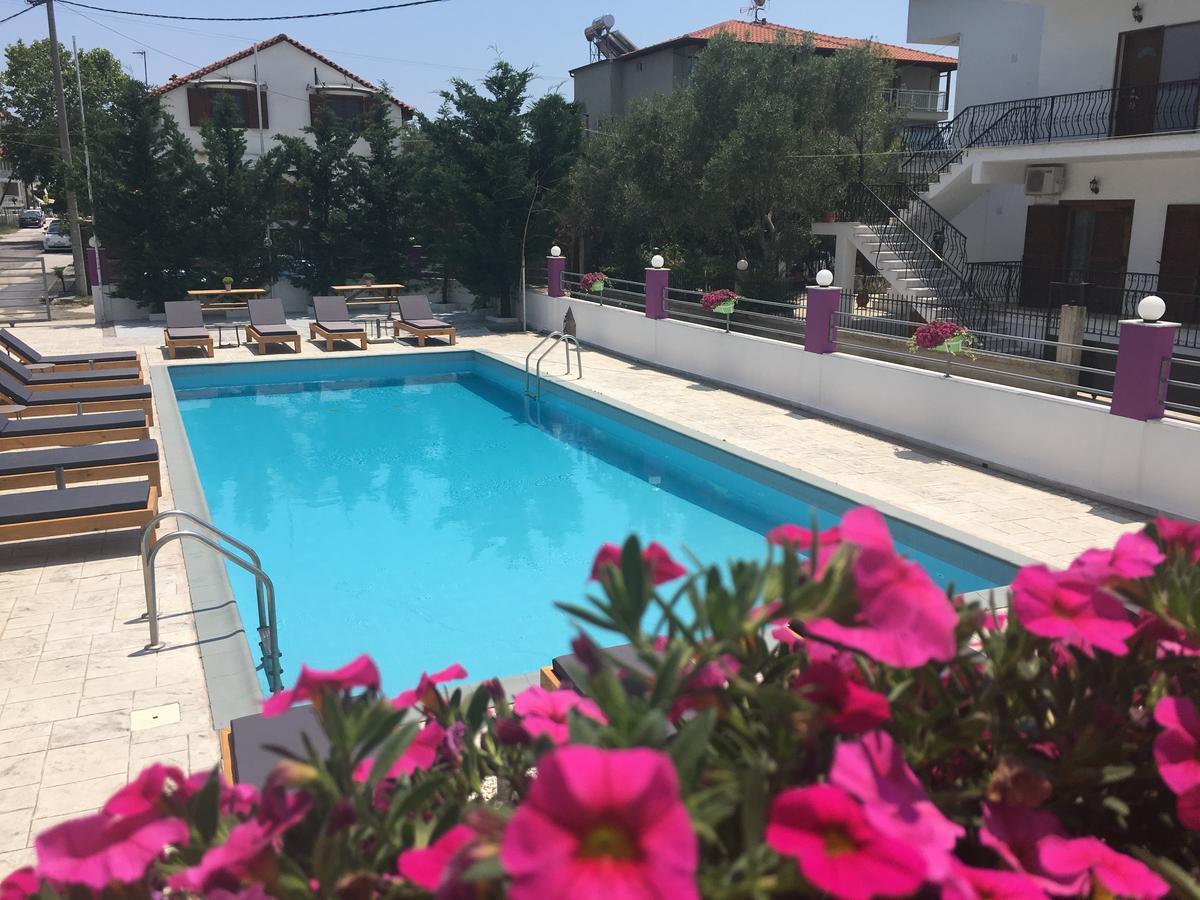 Aparthotel Philoxenia Evgenia Vrasná Exterior foto